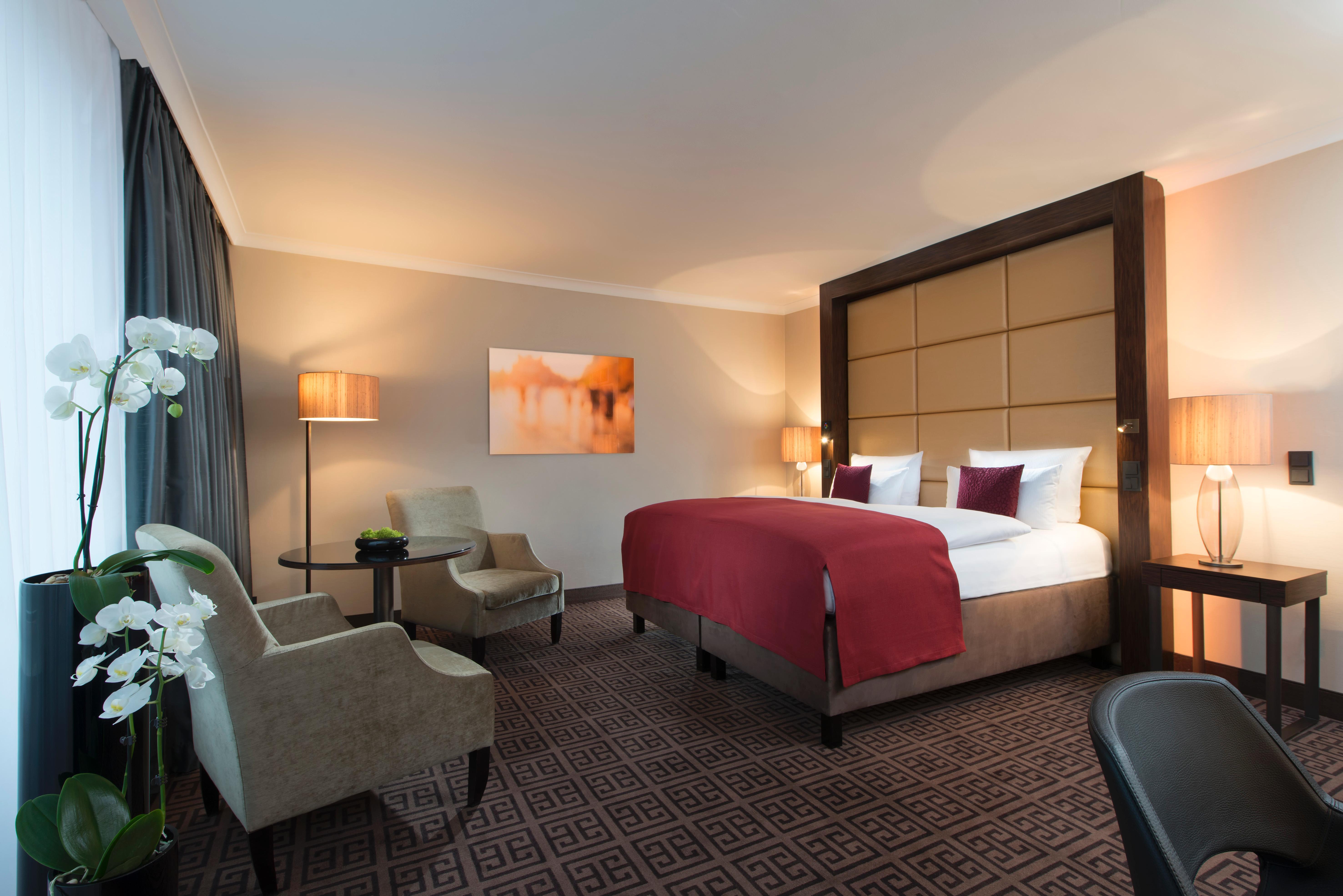 Hotel Palace Berlín Exterior foto A room at the InterContinental Berlin